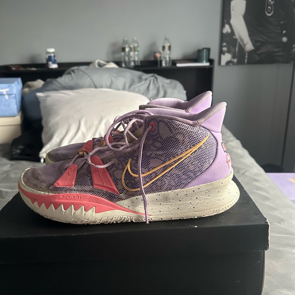 Kyrie 7 Daughters